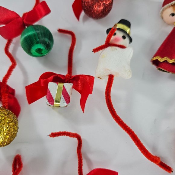 Vintage Felt Pipe Cleaner Christmas Ornament Lot Pixie Snowman Gifts Balls - Picture 9 of 10